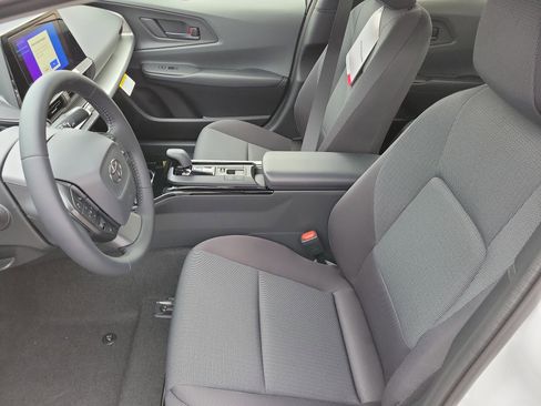 New 2026 Toyota Prius LE image 9