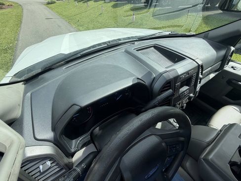Used 2021 Ford F350 XL w/ Power Equipment Group AWD/4WD image 29