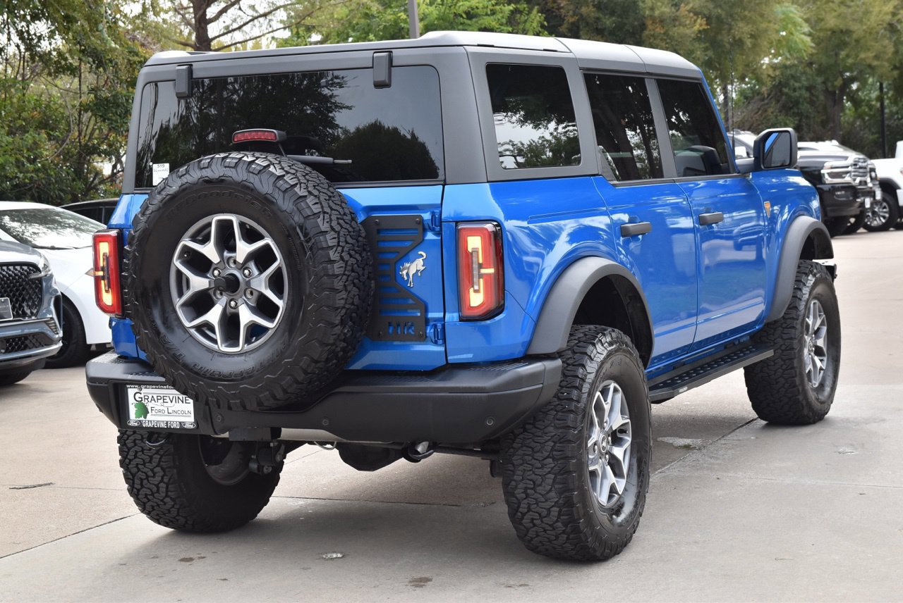 Used 2025 Ford Bronco Badlands AWD/4WD image 8