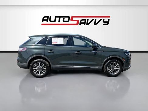 Used 2023 Lincoln Nautilus AWD w/ Premium Package image 8