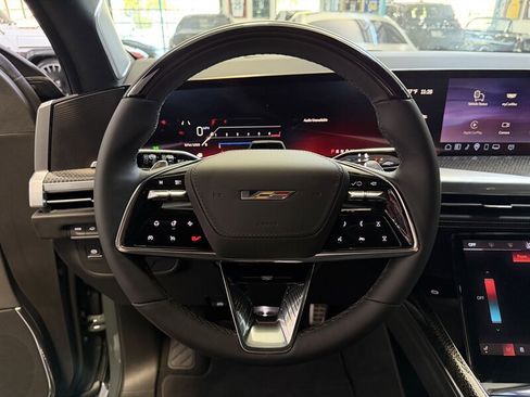 Used 2026 Cadillac Escalade ESV V image 11