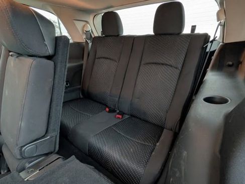 Used 2018 Dodge Journey SE w/ Popular Equipment Group image 5