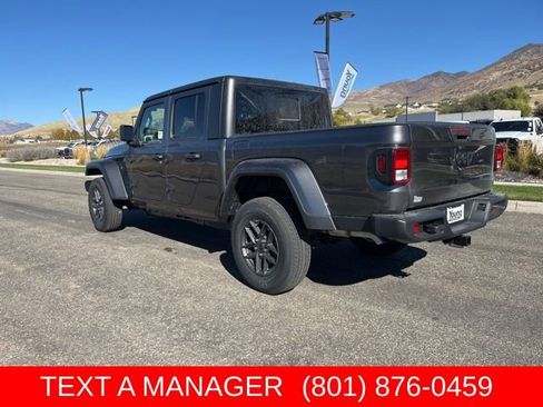 New 2025 Jeep Gladiator Sport AWD/4WD image 6
