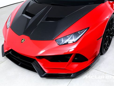Used 2020 Lamborghini Huracan EVO AWD/4WD image 30