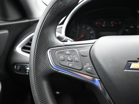 Used 2024 Chevrolet Malibu LT FWD image 17