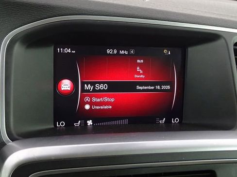 Used 2017 Volvo S60 T5 Inscription image 35