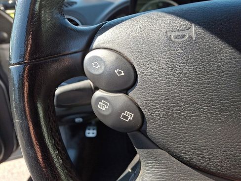 Used 2003 Mercedes-Benz SL 500 image 21