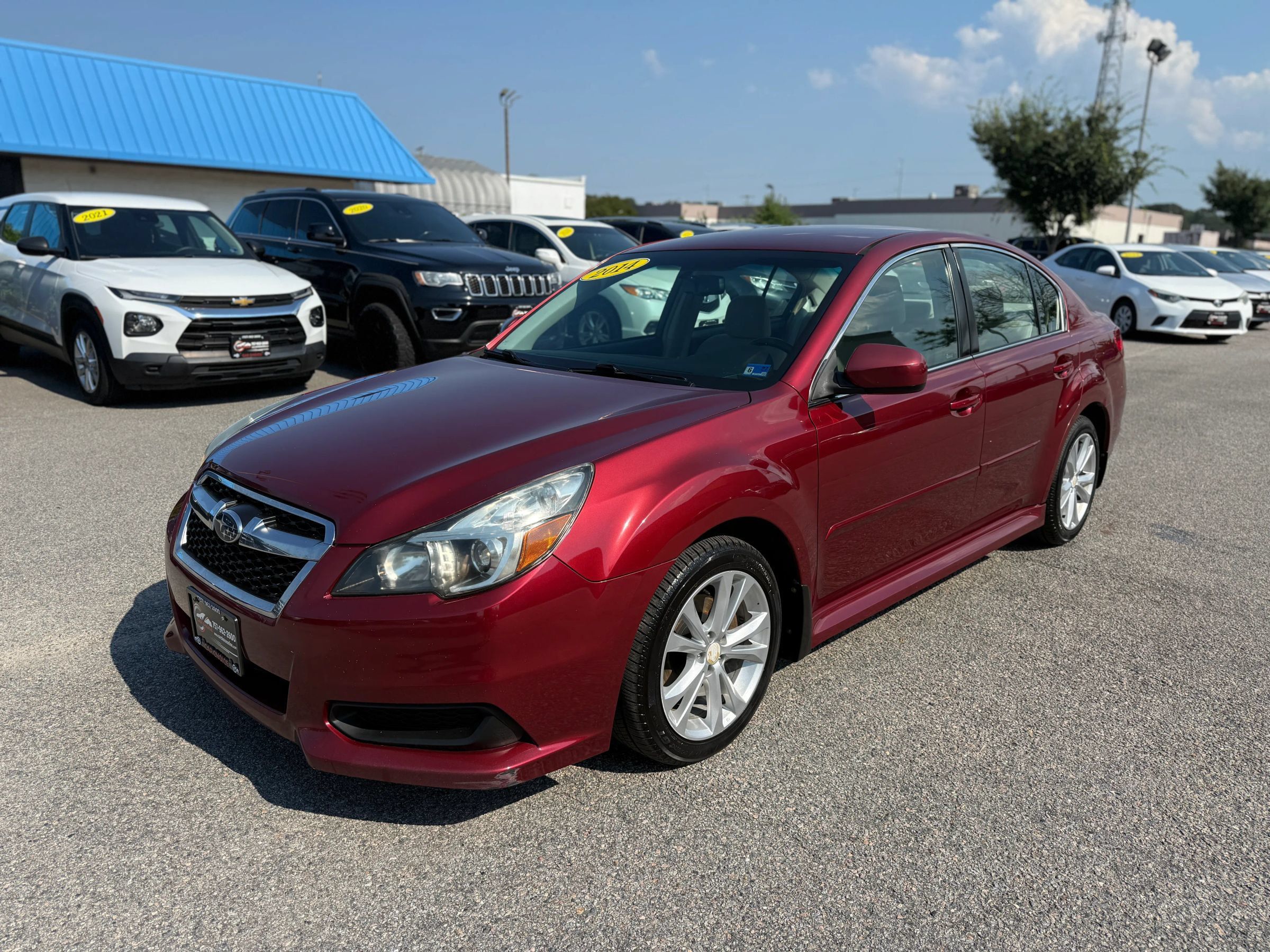 Used 2014 Subaru Legacy 2.5i Premium AWD/4WD image 4