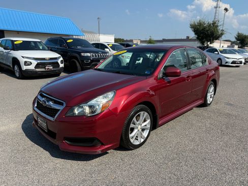 Used 2014 Subaru Legacy 2.5i Premium AWD/4WD image 4