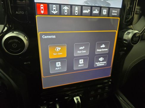 Used 2024 RAM 2500 Limited image 31