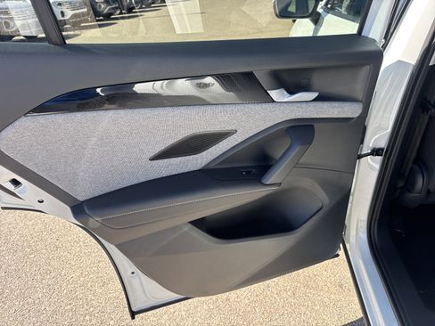 New 2026 Volkswagen Tiguan S image 18