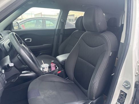 Used 2014 Kia Soul image 7