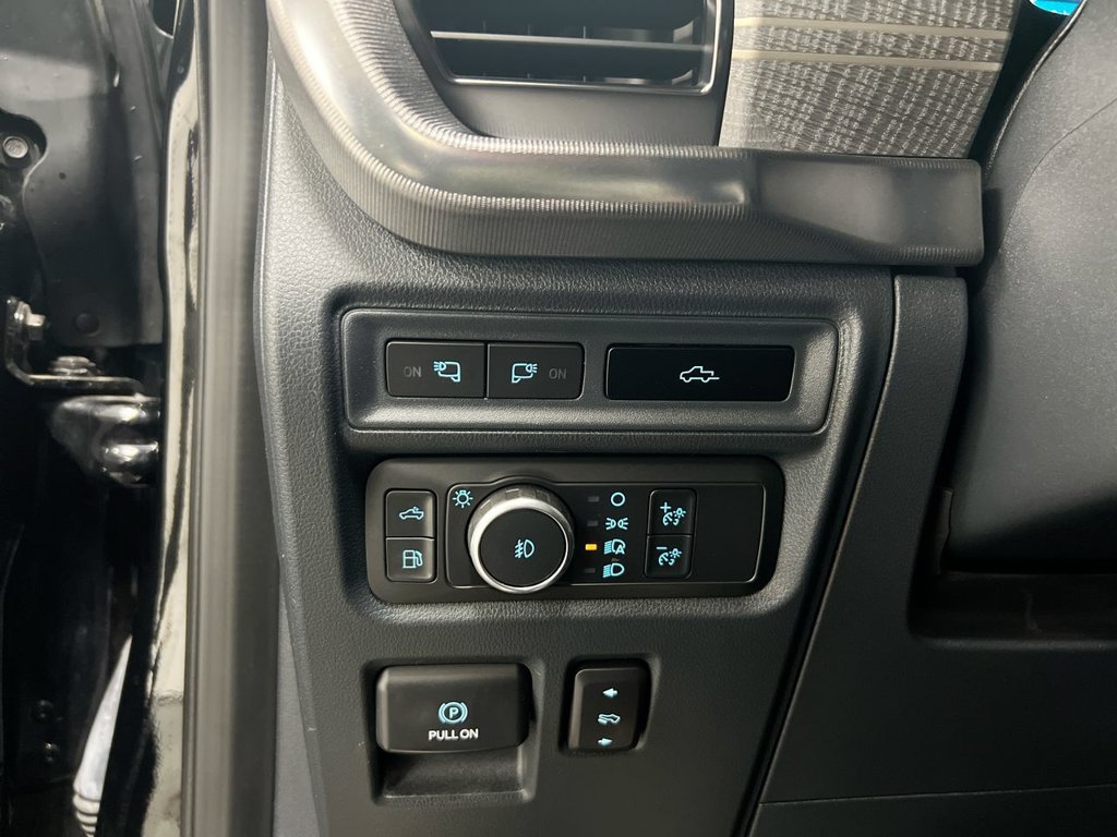 Used 2023 Ford F150 Platinum w/ Equipment Group 701A High AWD/4WD image 19