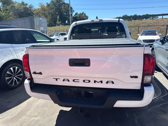 Used 2023 Toyota Tacoma SR5 w/ Technology Package AWD/4WD image 5