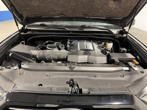 Used 2024 Toyota 4Runner SR5 image 9