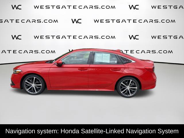 Used 2022 Honda Civic Touring image 2