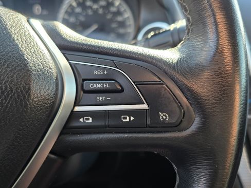 Used 2018 INFINITI Q50 Sport image 24