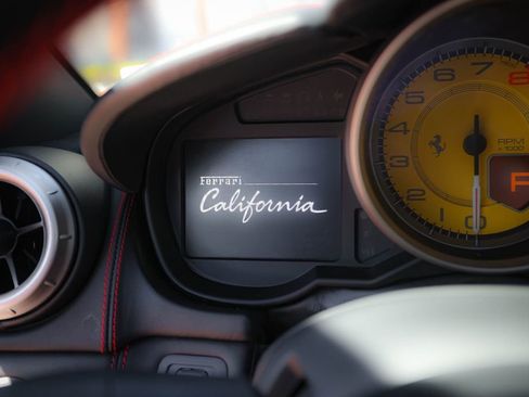 Certified 2013 Ferrari California RWD image 57