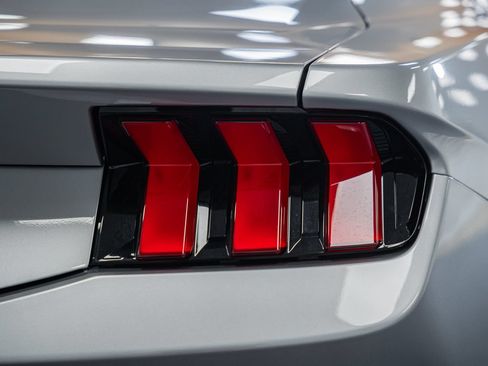 Certified 2024 Ford Mustang GT Premium RWD image 7