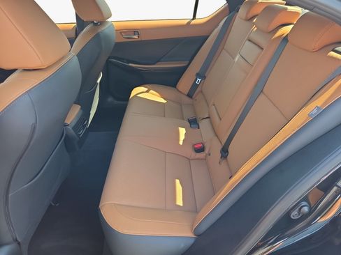 Used 2025 Lexus IS 300 w/ Premium Package RWD image 15