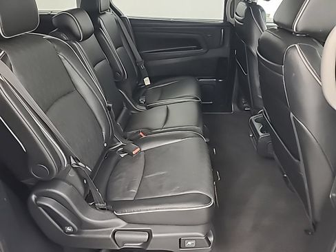 Used 2023 Honda Odyssey Elite image 17