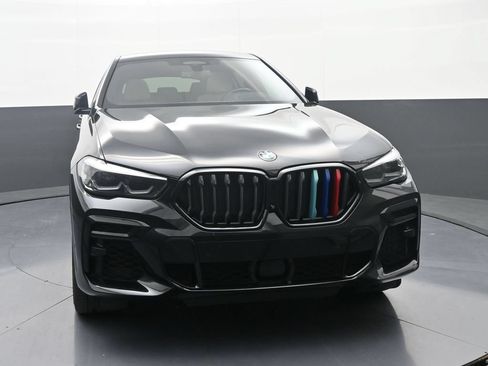 Used 2022 BMW X6 xDrive40i w/ M Sport Package AWD/4WD image 2