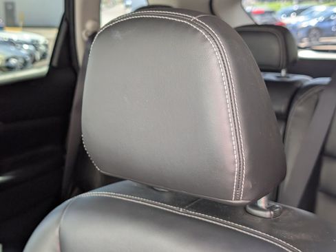 Used 2023 Nissan Murano SV AWD/4WD image 12