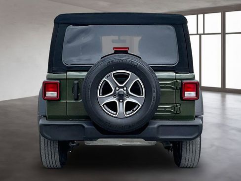 Used 2021 Jeep Wrangler Unlimited Sport image 5