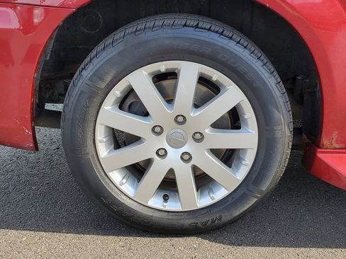 Used 2013 Chrysler Town & Country Touring FWD image 9