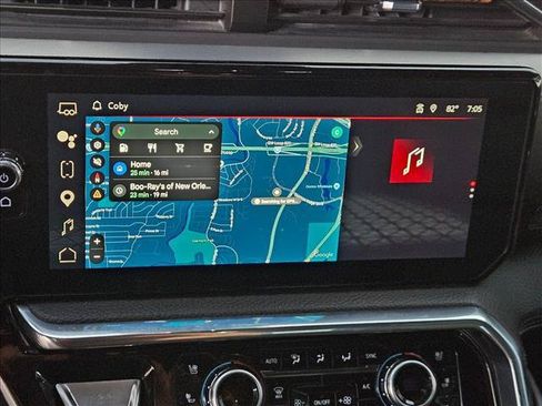 Used 2023 GMC Sierra 1500 Denali w/ Technology Package AWD/4WD image 9
