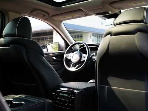 Certified 2023 Acura MDX w/ Advance Package AWD/4WD image 32