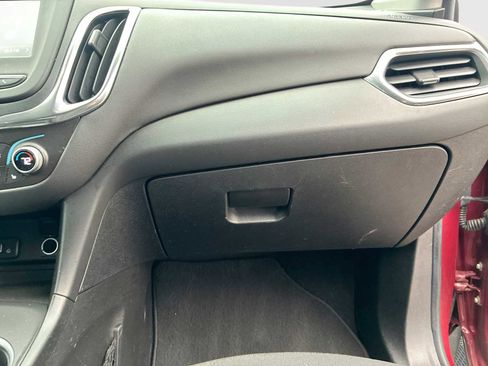 Certified 2018 Chevrolet Equinox LT image 28