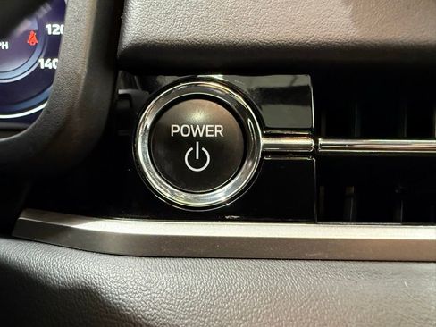 Used 2024 Mitsubishi Outlander SEL Black Edition image 45