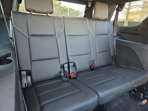 Used 2024 Cadillac Escalade Sport w/ LPO, ONYX Package image 12