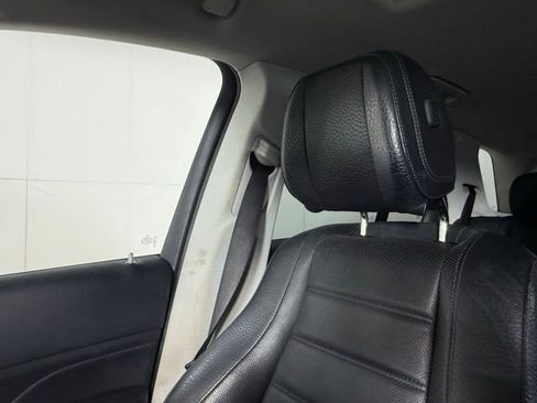 Used 2020 Mercedes-Benz GLE 350 4MATIC image 36