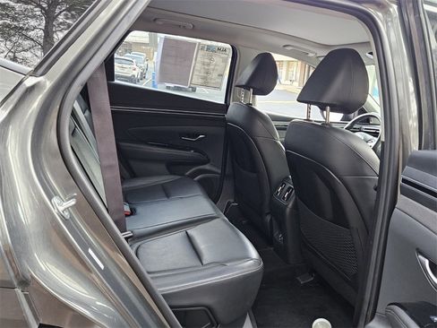 Used 2024 Hyundai Tucson Limited image 15