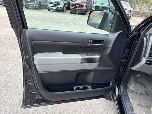Used 2011 Toyota Tundra 2WD Double Cab w/ Tow Pkg image 12