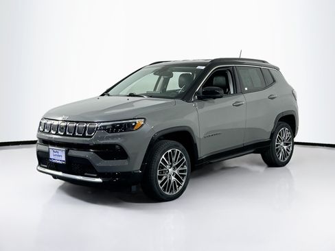 Used 2022 Jeep Compass Limited w/ Elite Group AWD/4WD image 1