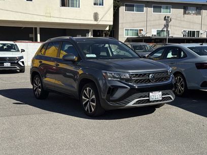 Used 2022 Volkswagen Taos SE