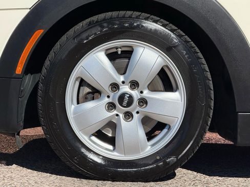 Used 2015 MINI Cooper 2-Door Hardtop image 29