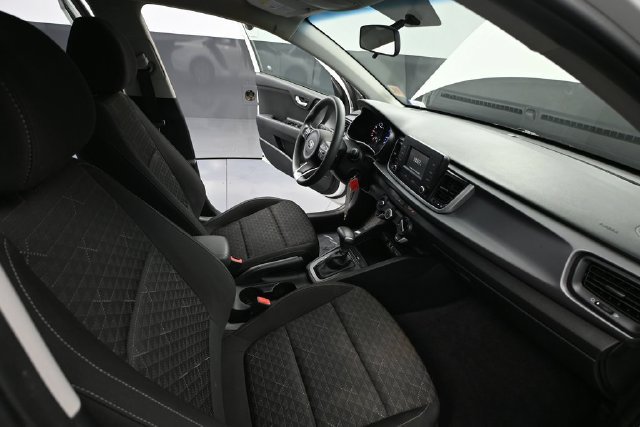 Used 2018 Kia Rio S FWD image 36