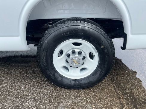 New 2025 Chevrolet Express 2500 w/ Driver Convenience Package RWD image 25