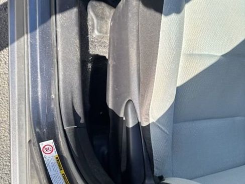 Used 2015 Toyota Prius C One image 5