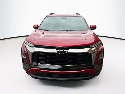 New 2026 Chevrolet Equinox ACTIV w/ Safety and Technology Package AWD/4WD image 4