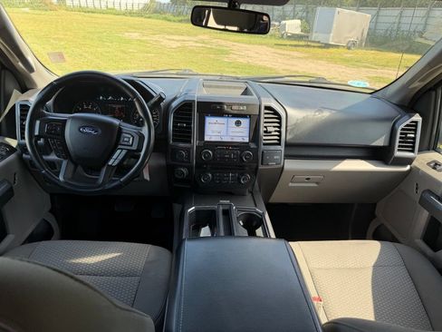 Used 2018 Ford F150 XLT w/ Equipment Group 302A Luxury AWD/4WD image 10