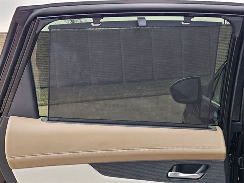 New 2026 Nissan Murano Platinum image 17