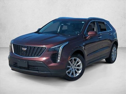 Used 2023 Cadillac XT4 Luxury w/ Cold Weather Package image 1