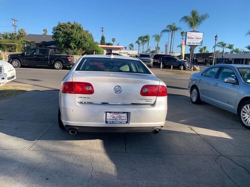 Used 2011 Buick Lucerne Super image 5
