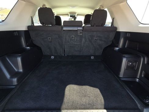 Used 2023 Toyota 4Runner TRD Off-Road image 32