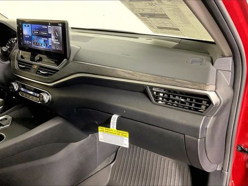 New 2026 Nissan Altima 2.5 SV w/ SV Premium Package FWD image 21